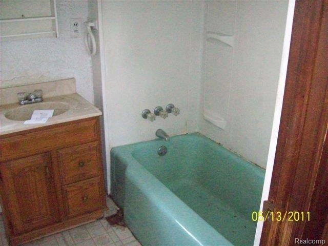 3848 Harris Road Fort Gratiot, MI 48059 - Photo 7 of 8 h7