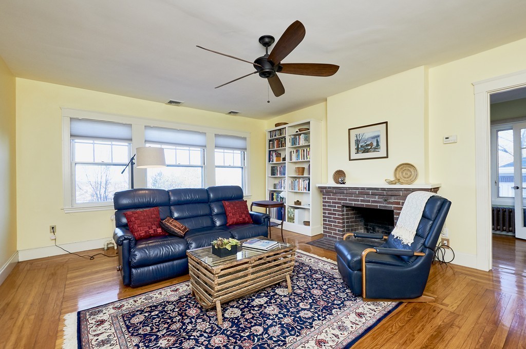 86 Algonquin Road, Unit 2 Newton, MA 02467 - Photo 4 of 22