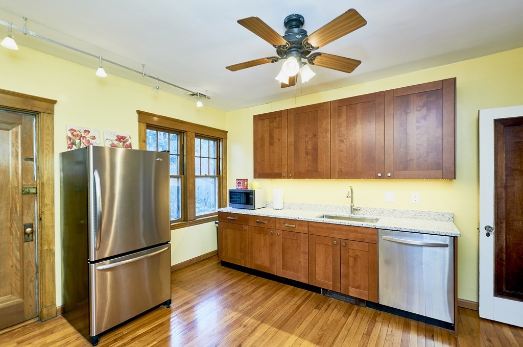 86 Algonquin Road, Unit 2 Newton, MA 02467 - Photo 7 of 22