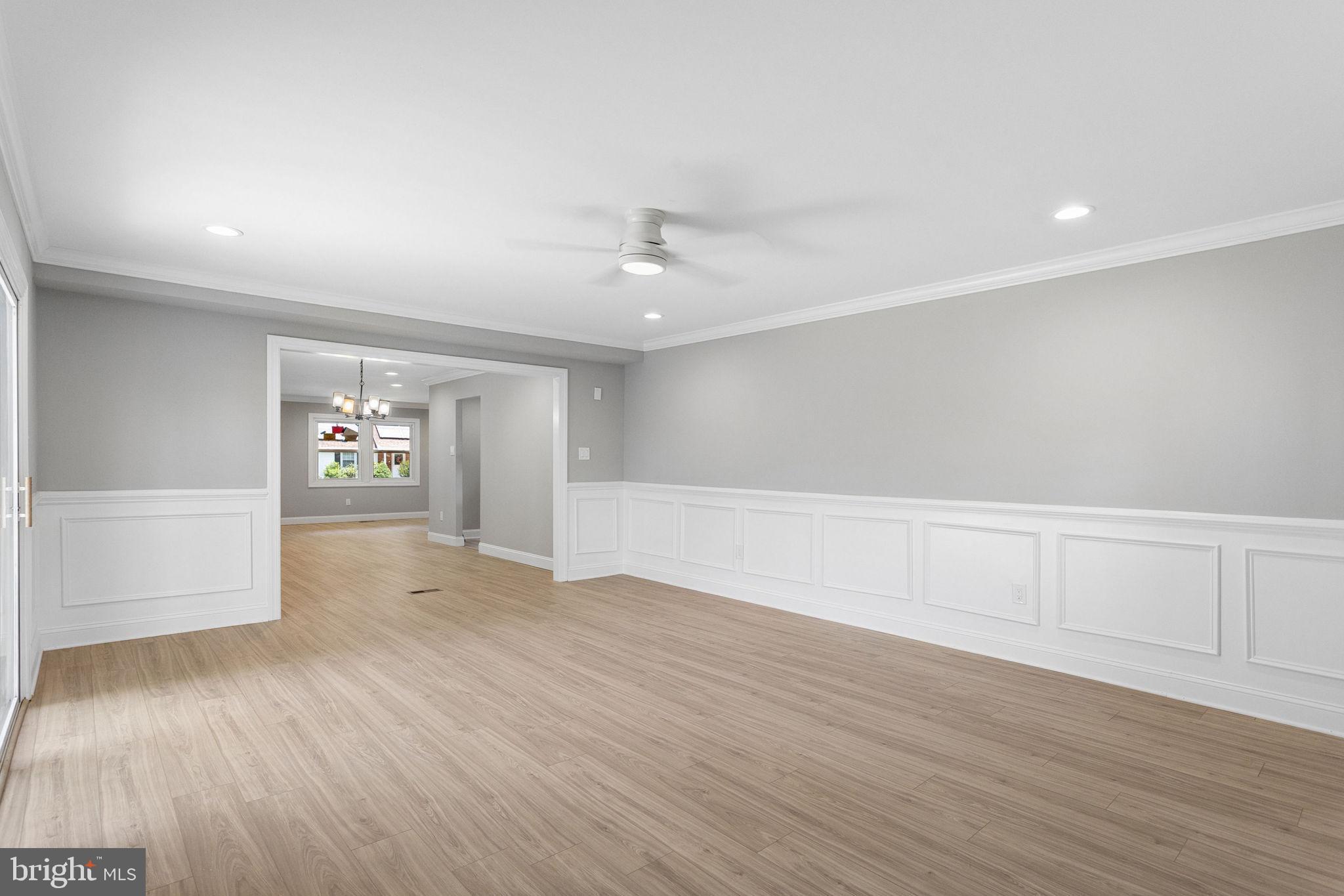 29 Executive Lane Willingboro, NJ 08046 - Photo 12 of 29 Family Room