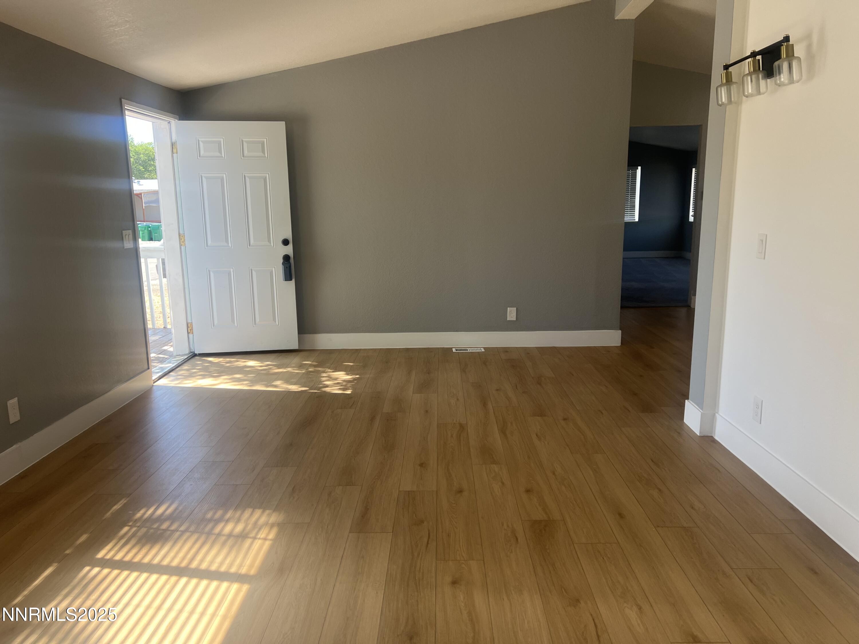 7621 Lytton Road Reno, NV 89506 - Photo 5 of 24 IMG_1165