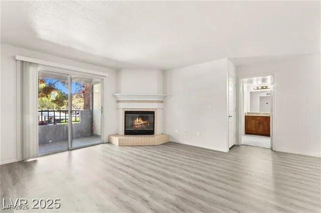 $214,900 | 2606 South Durango Drive, Unit 276, Las Vegas, NV 89117