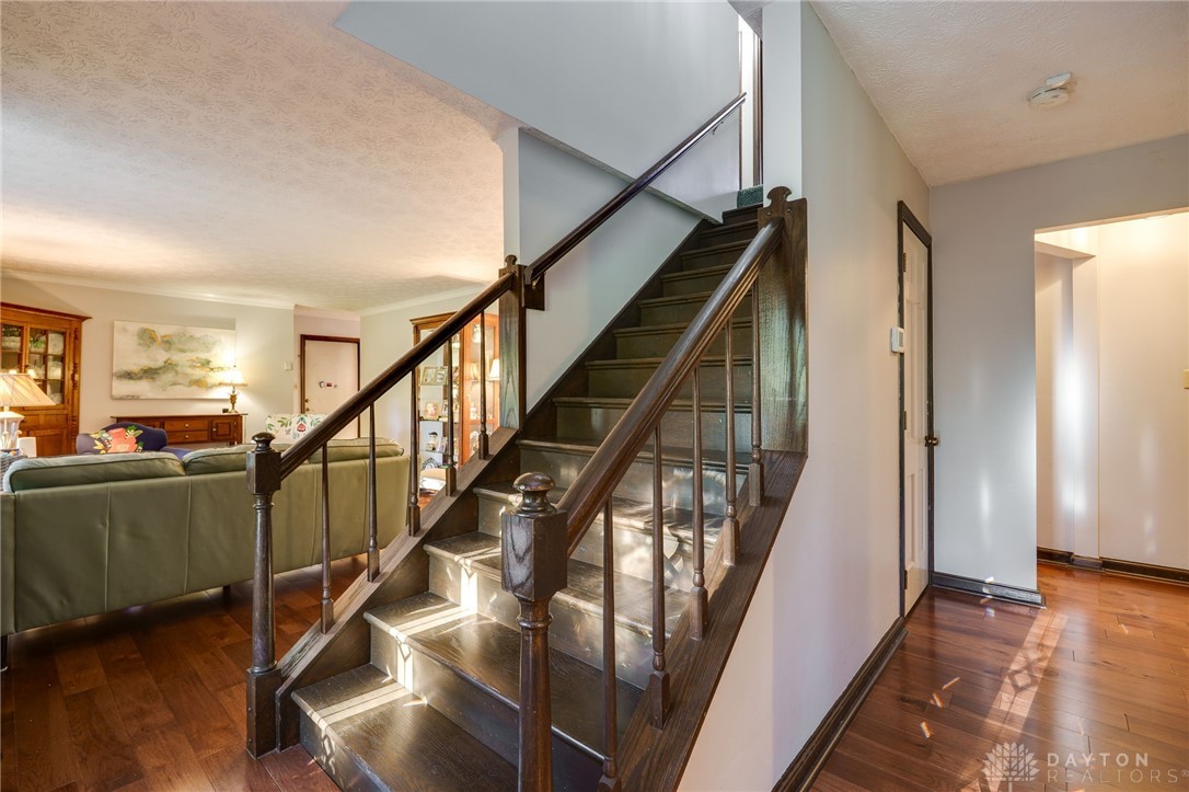 9161 Old Stage Road Waynesville, OH 45068 - Photo 8 of 97 Gallery Image 8