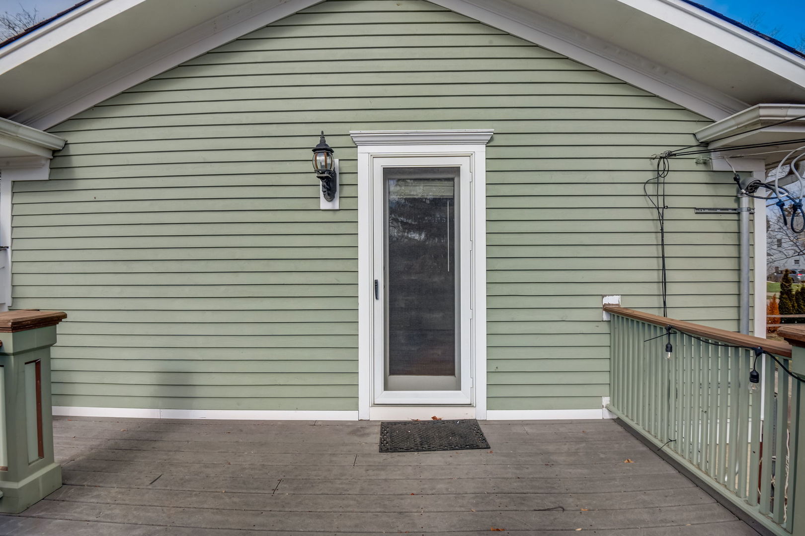 1673 East Algonquin Road Des Plaines, IL 60016 - Photo 25 of 36 a view of a house with a door and wooden floor