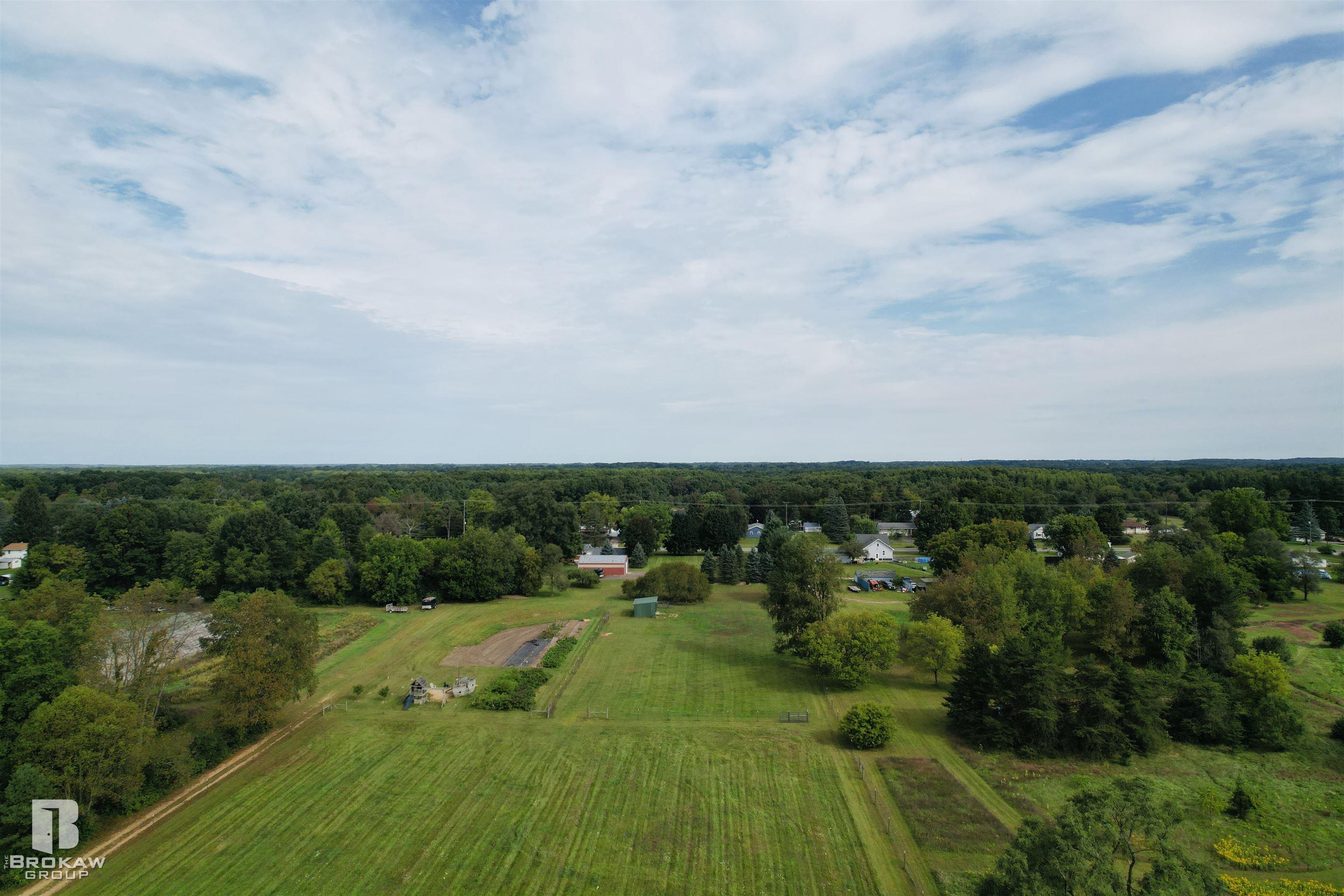 8336 East Coldwater Road Davison, MI 48423 - Photo 54 of 64 50122386-53.JPG