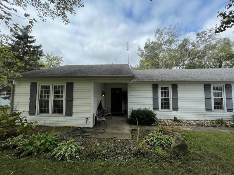 15215 Auburn Road Fort Wayne, IN 46845 - Photo 1 of 5