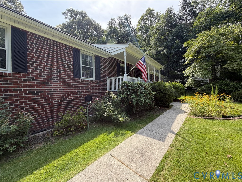 3933 Dunraven Road North Chesterfield, VA 23236 - Photo 3 of 30