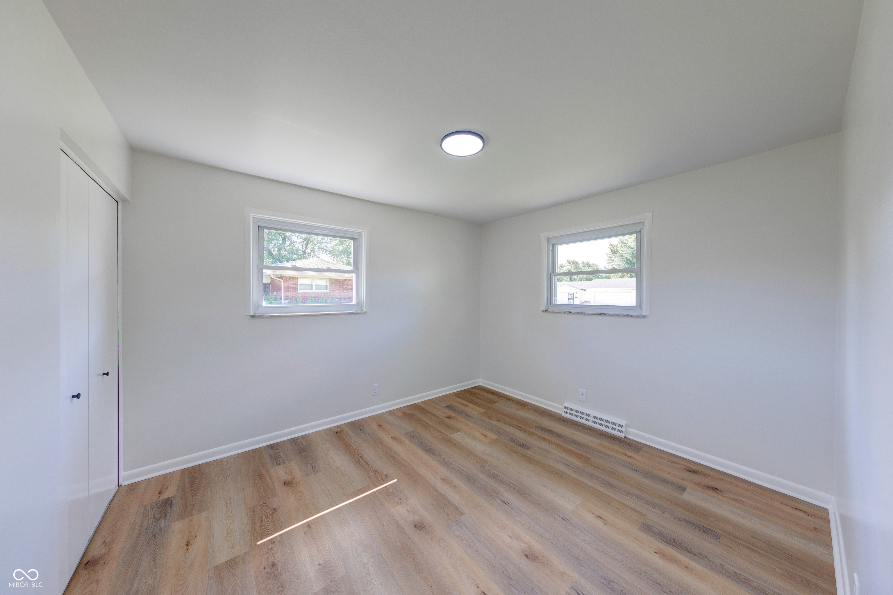 6242 Radnor Road Indianapolis, IN 46226 - Photo 10 of 19 Gallery Image 10