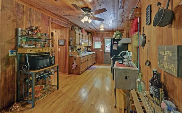 a view of a storage & utility room