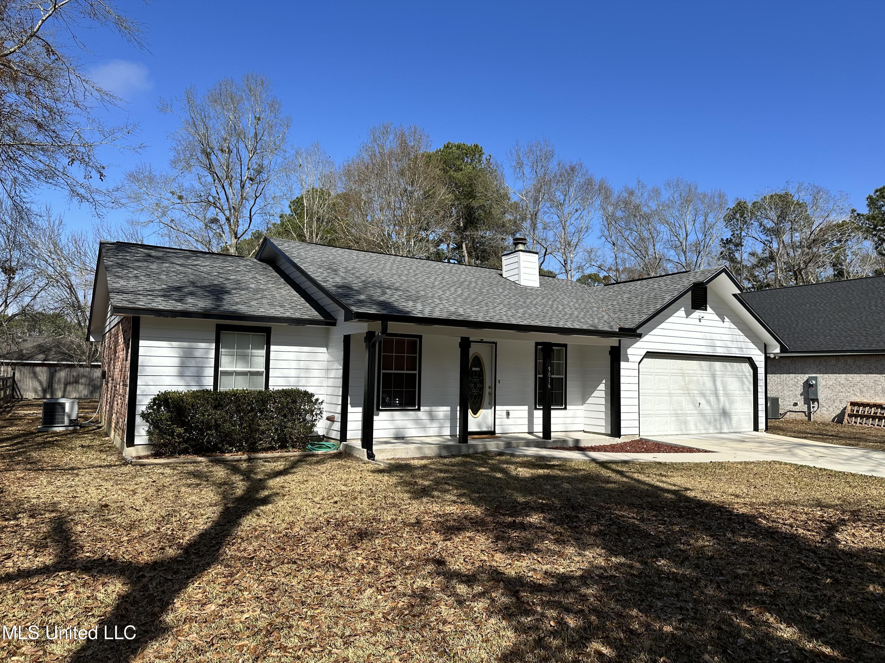 9016 Old Walnut Road Ocean Springs, MS 39564 - Photo 3 of 10 IMG_3077