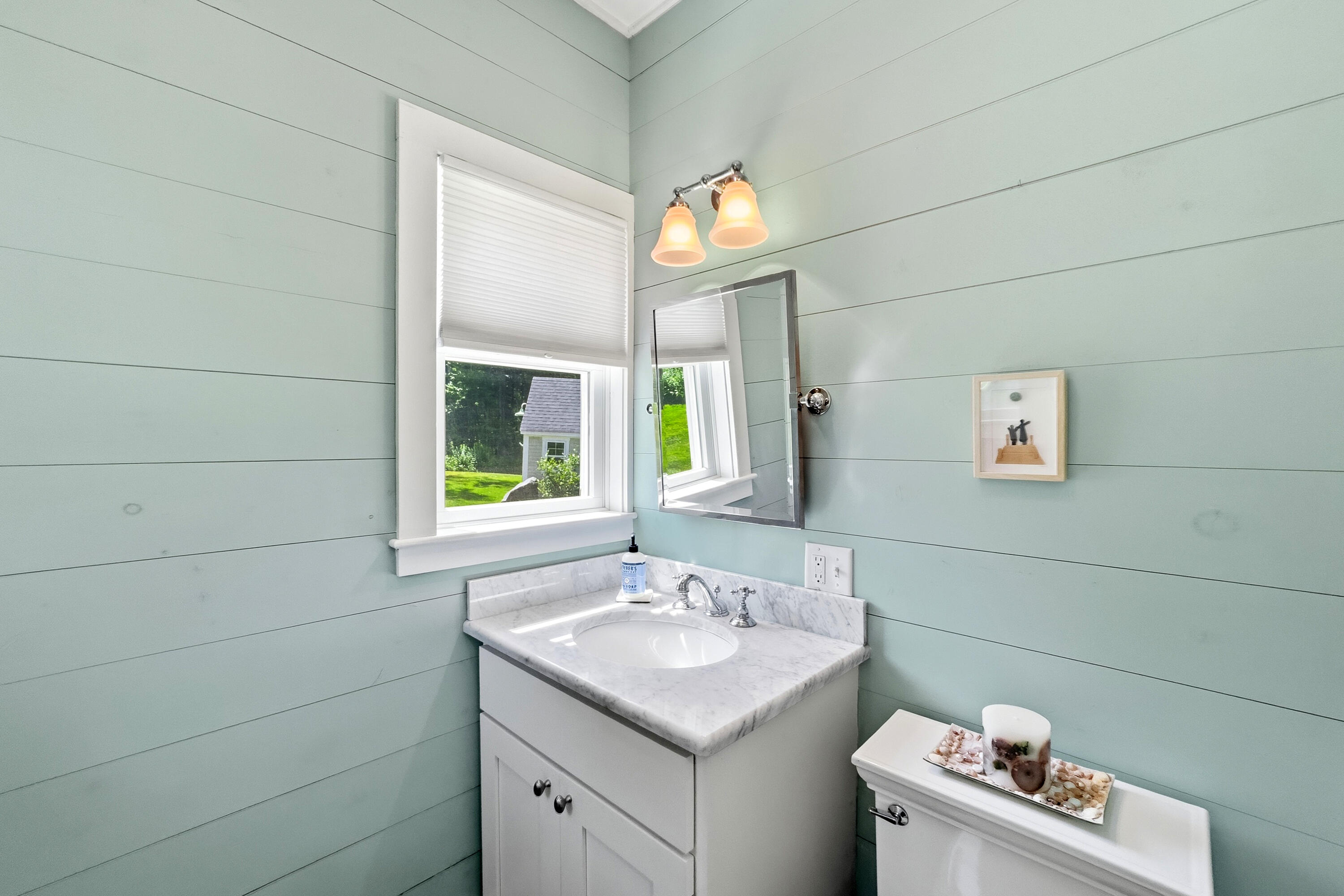 32 Ocean Ridge Road Cushing, ME 04563 - Photo 35 of 58 1st floor half bath