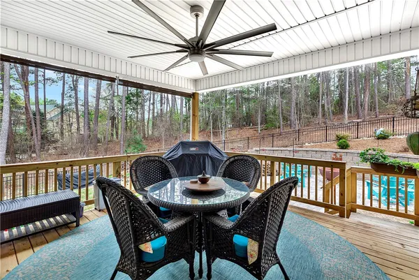 $549,900 | 2638 Dog Leg Lane, Seneca, SC 29678