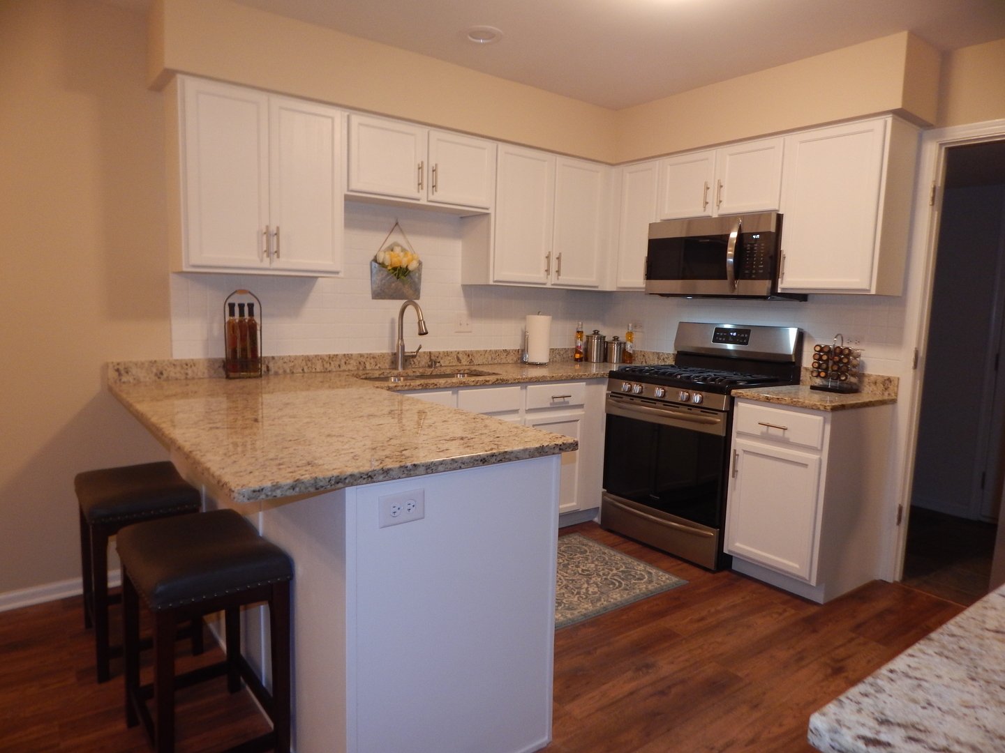 63 Rolling Oaks Road, Unit D Sugar Grove, IL 60554 - Photo 2 of 39
