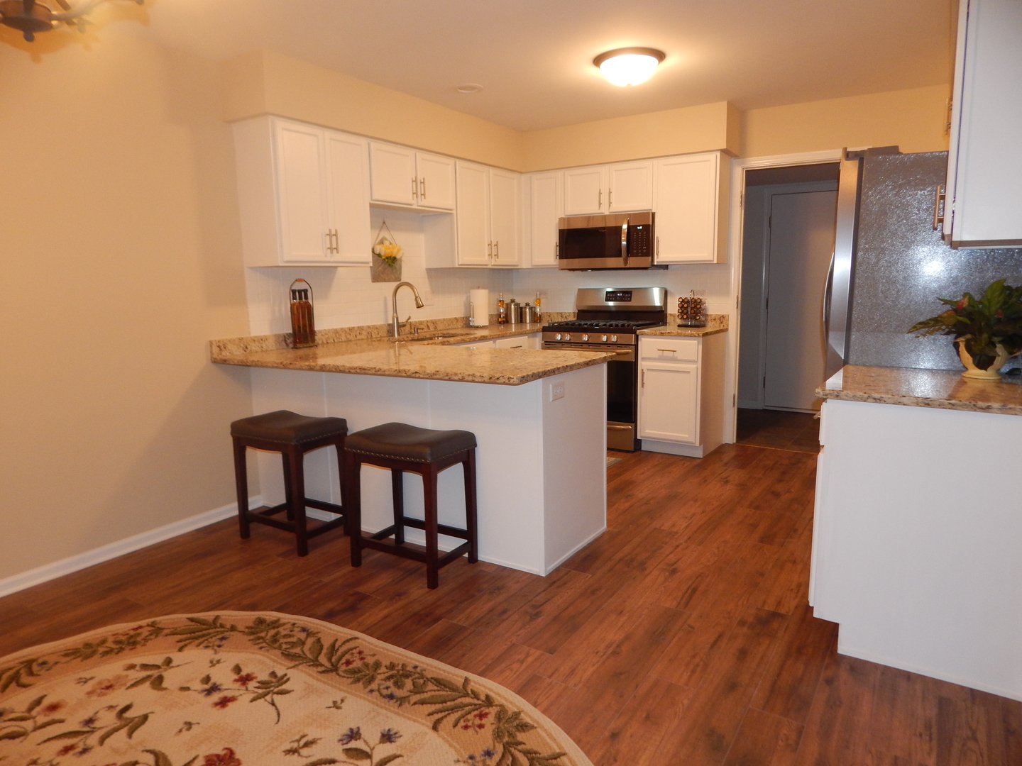 63 Rolling Oaks Road, Unit D Sugar Grove, IL 60554 - Photo 3 of 39