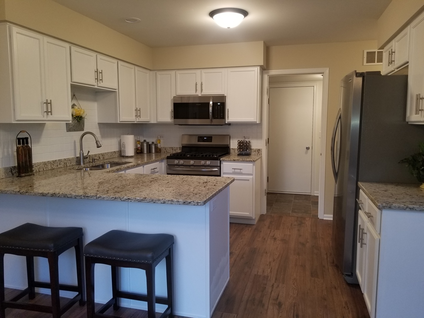 63 Rolling Oaks Road, Unit D Sugar Grove, IL 60554 - Photo 5 of 39