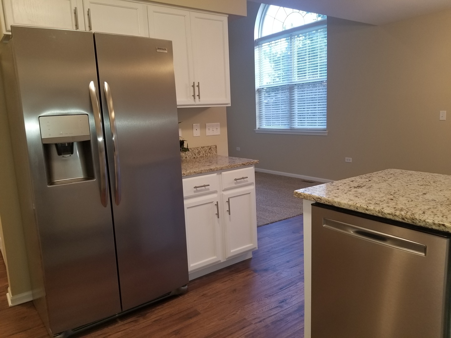 63 Rolling Oaks Road, Unit D Sugar Grove, IL 60554 - Photo 8 of 39