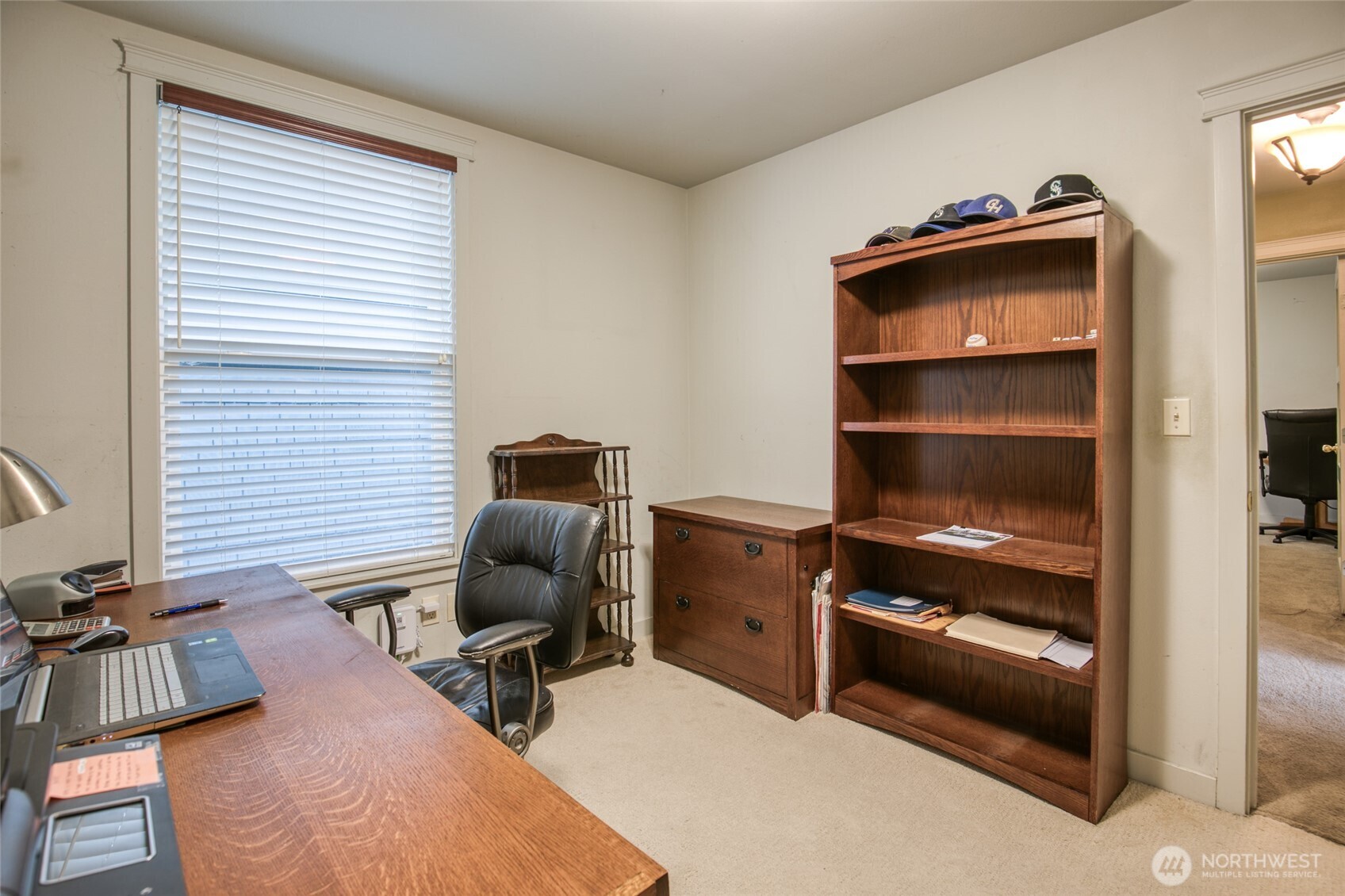 722 7th Avenue Aberdeen, WA 98520 - Photo 18 of 38 a view of workspace and workspace