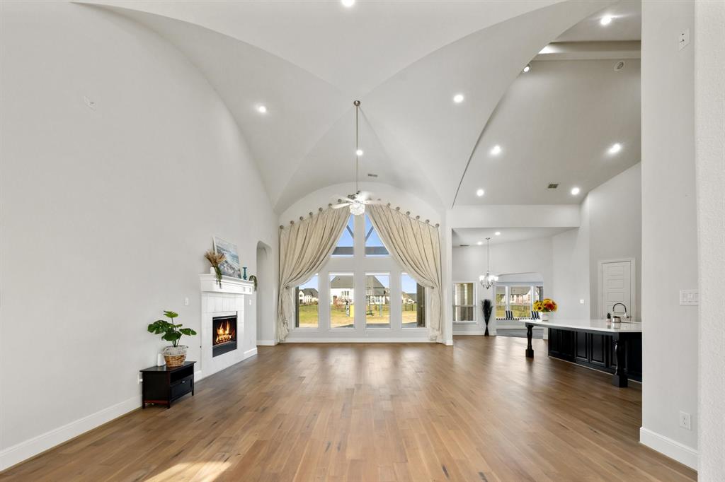 4601 Whitestone Drive Allen, TX 75002 - Photo 6 of 40