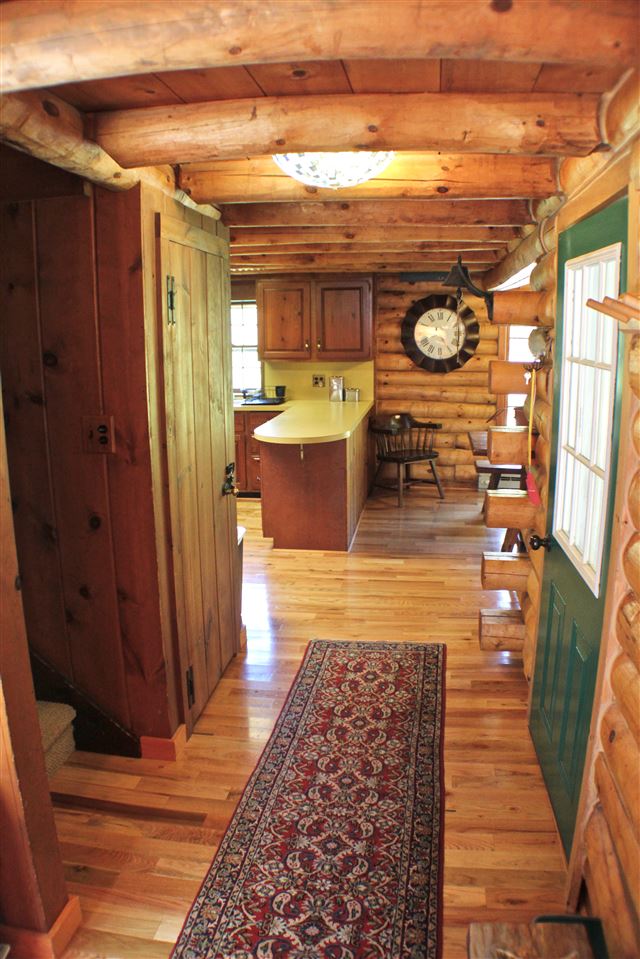 216 Howard Road Jamaica, VT 05343 - Photo 10 of 26