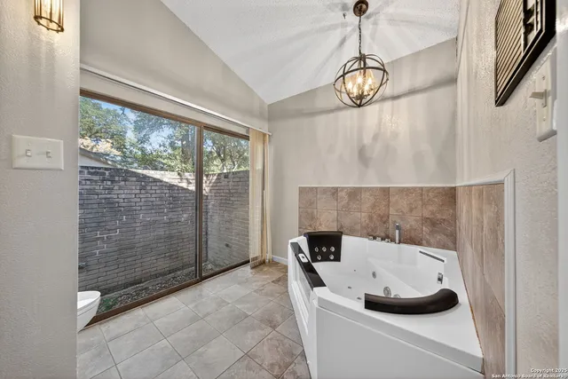 $384,000 | 6314 Cypress Creek, Windcrest, TX 78239