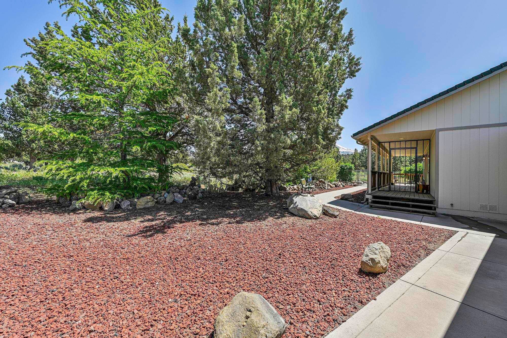 16404 Rockwood Road Weed, CA 96094 - Photo 8 of 50 Gallery Image 8