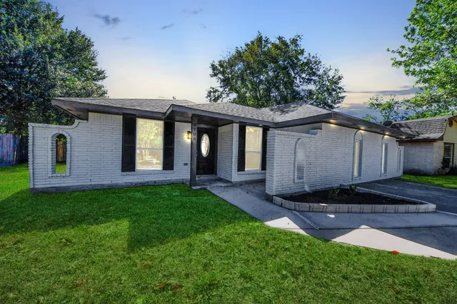 $254,999 | 8706 Meadowview Drive, Houston, TX 77037