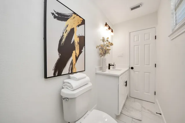 $254,999 | 8706 Meadowview Drive, Houston, TX 77037