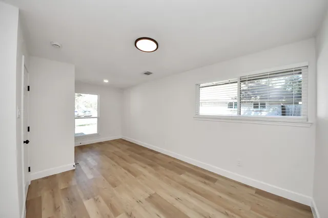 $254,999 | 8706 Meadowview Drive, Houston, TX 77037