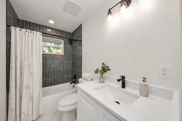 $254,999 | 8706 Meadowview Drive, Houston, TX 77037