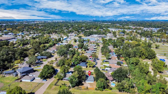 $254,999 | 8706 Meadowview Drive, Houston, TX 77037