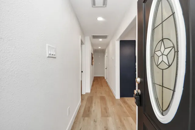 $254,999 | 8706 Meadowview Drive, Houston, TX 77037