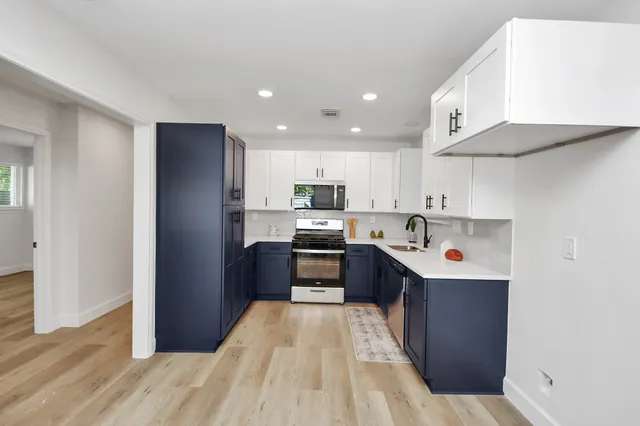 $254,999 | 8706 Meadowview Drive, Houston, TX 77037