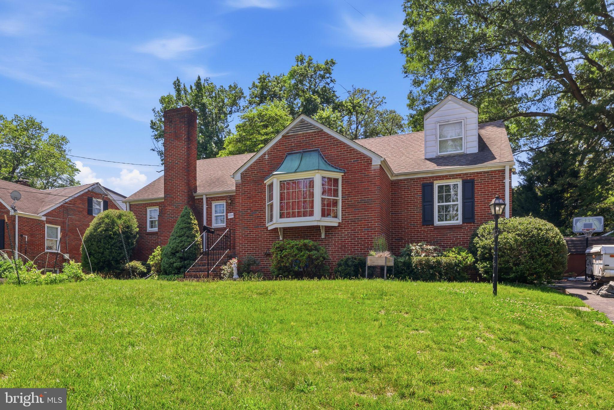 Welcome to 7322 Edmonston Rd!