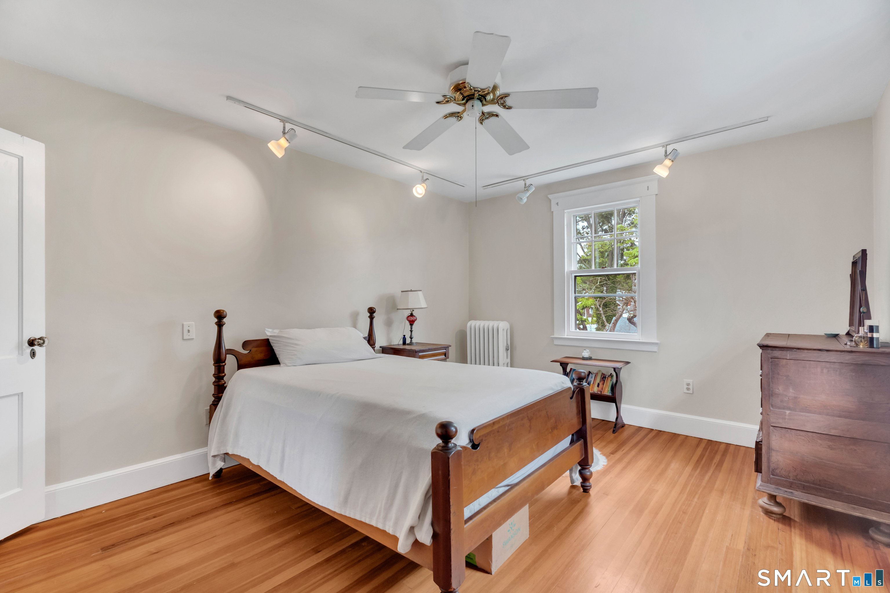 80 Russell Street Hamden, CT 06517 - Photo 14 of 33
