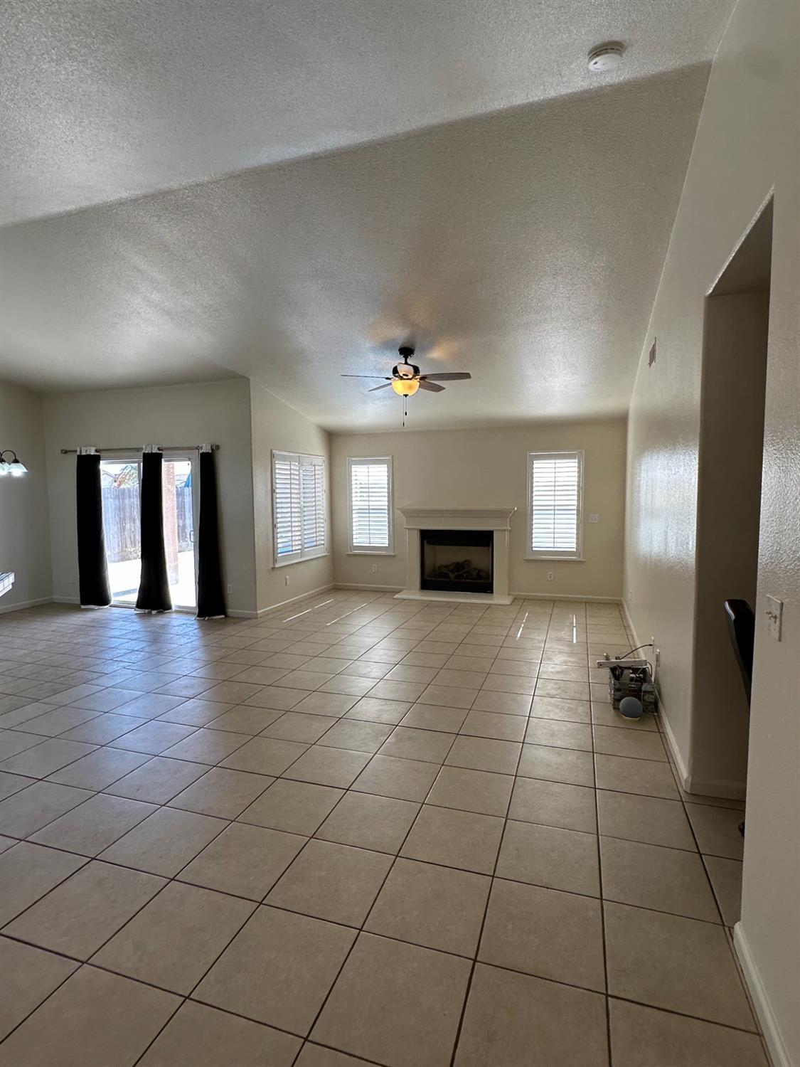 220 South Double Tree Way Madera, CA 93637 - Photo 12 of 69