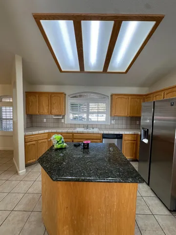 $440,000 | 220 South Double Tree Way, Madera, CA 93637