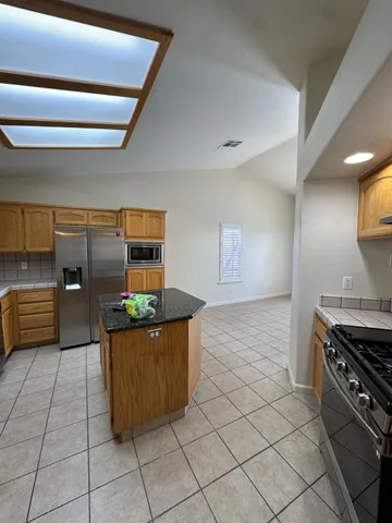 $440,000 | 220 South Double Tree Way, Madera, CA 93637