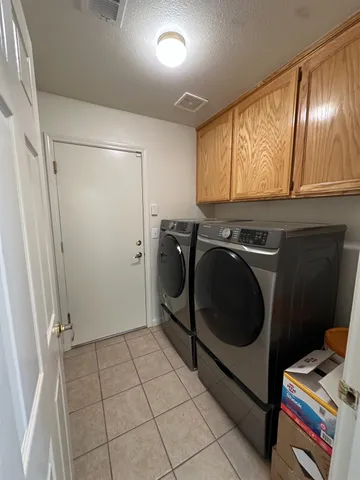 $440,000 | 220 South Double Tree Way, Madera, CA 93637