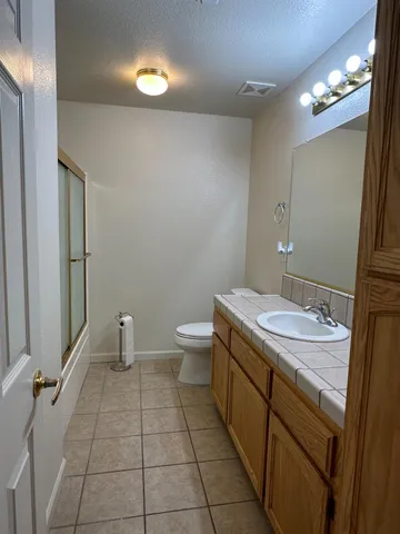 $440,000 | 220 South Double Tree Way, Madera, CA 93637