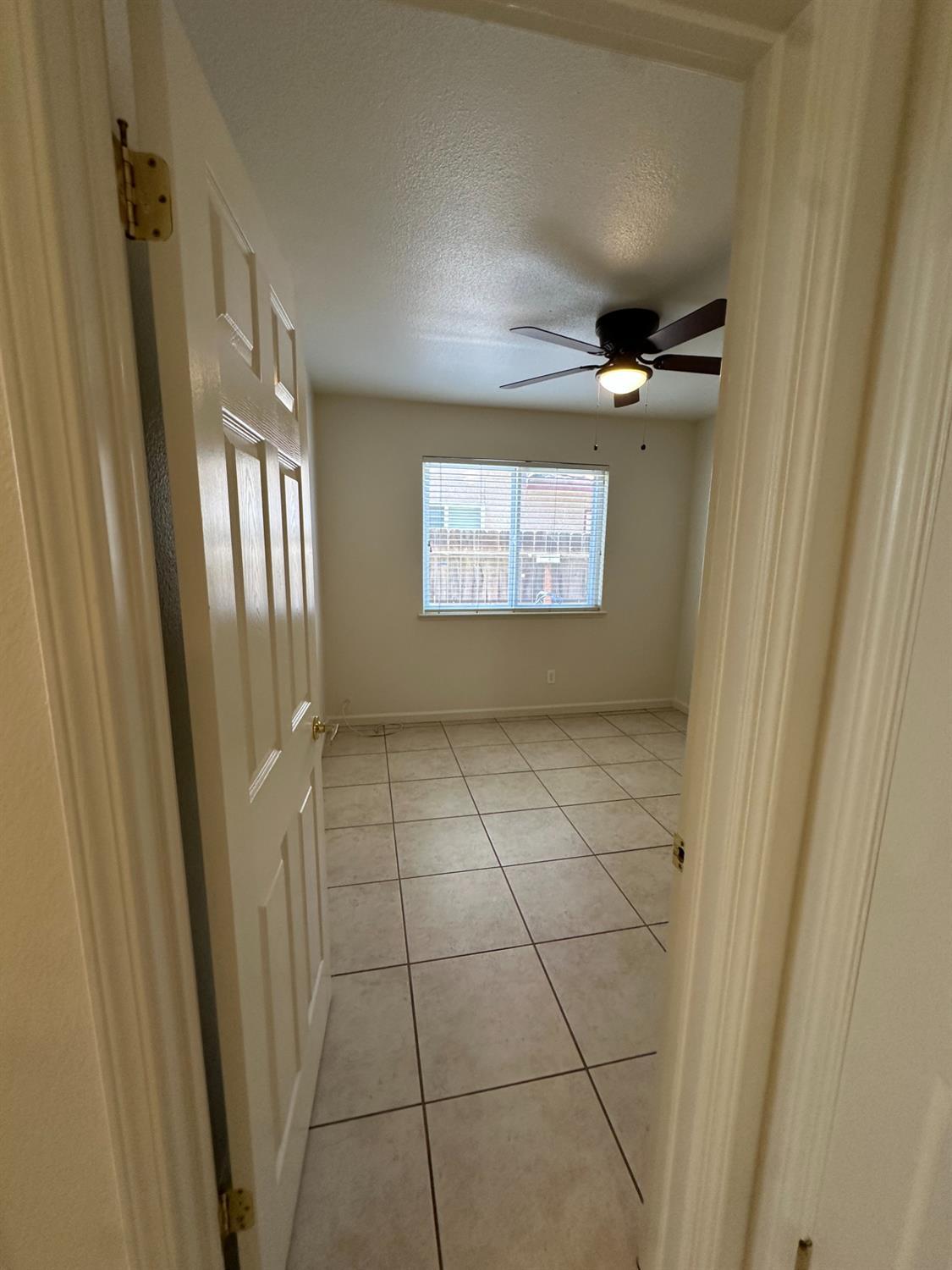 220 South Double Tree Way Madera, CA 93637 - Photo 33 of 69