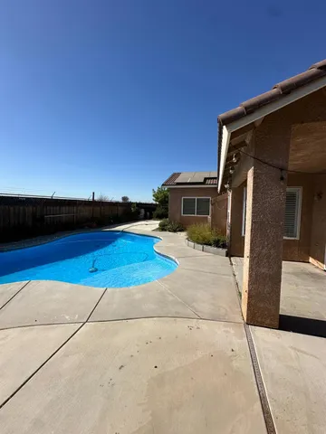 $440,000 | 220 South Double Tree Way, Madera, CA 93637