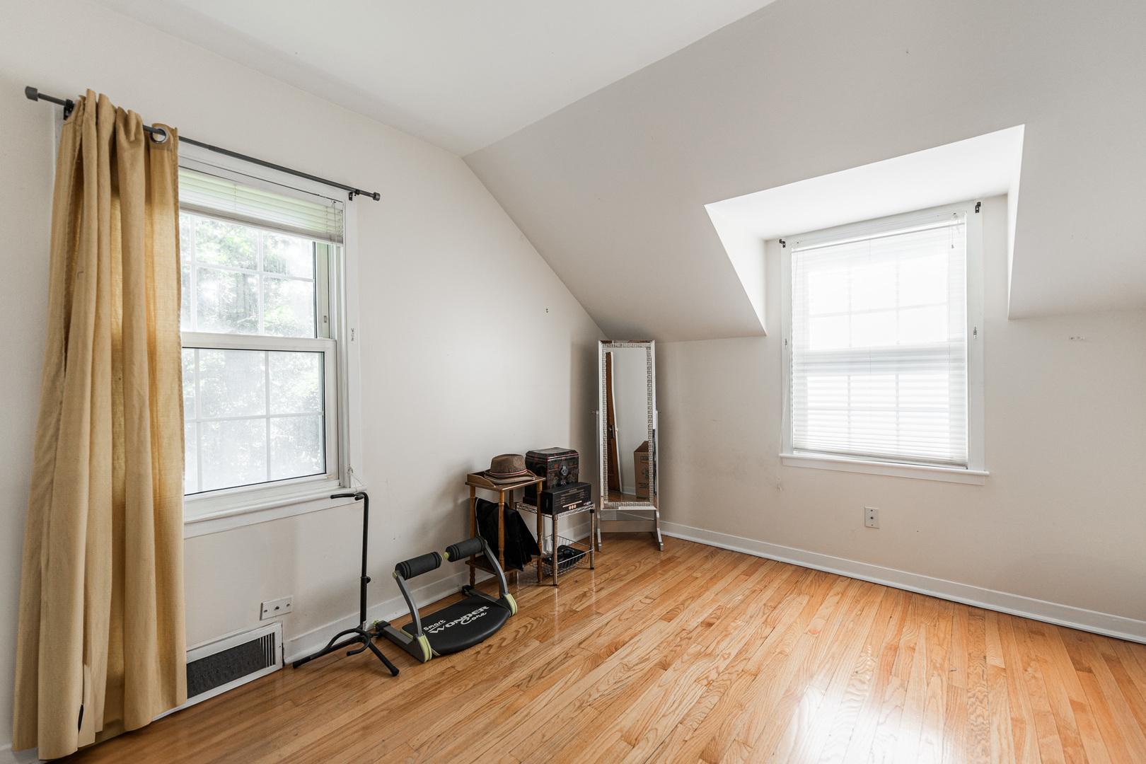 29 Oak Ridge Avenue Hillside, IL 60162 - Photo 13 of 30 Gallery Image 13