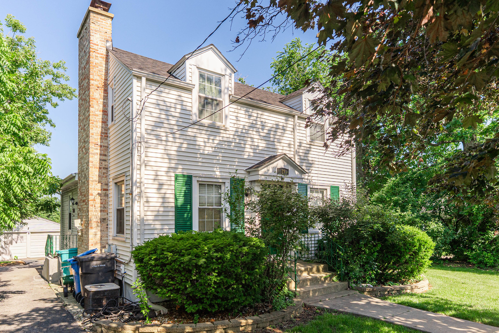 29 Oak Ridge Avenue Hillside, IL 60162 - Photo 2 of 30 Gallery Image 2