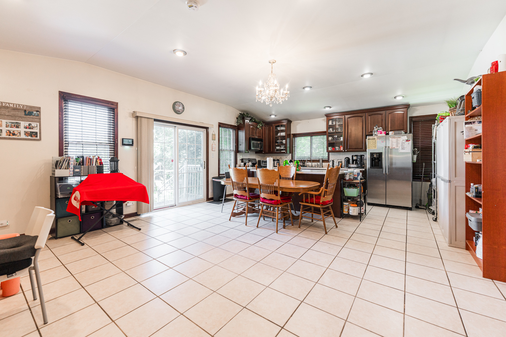 29 Oak Ridge Avenue Hillside, IL 60162 - Photo 6 of 30 Gallery Image 6