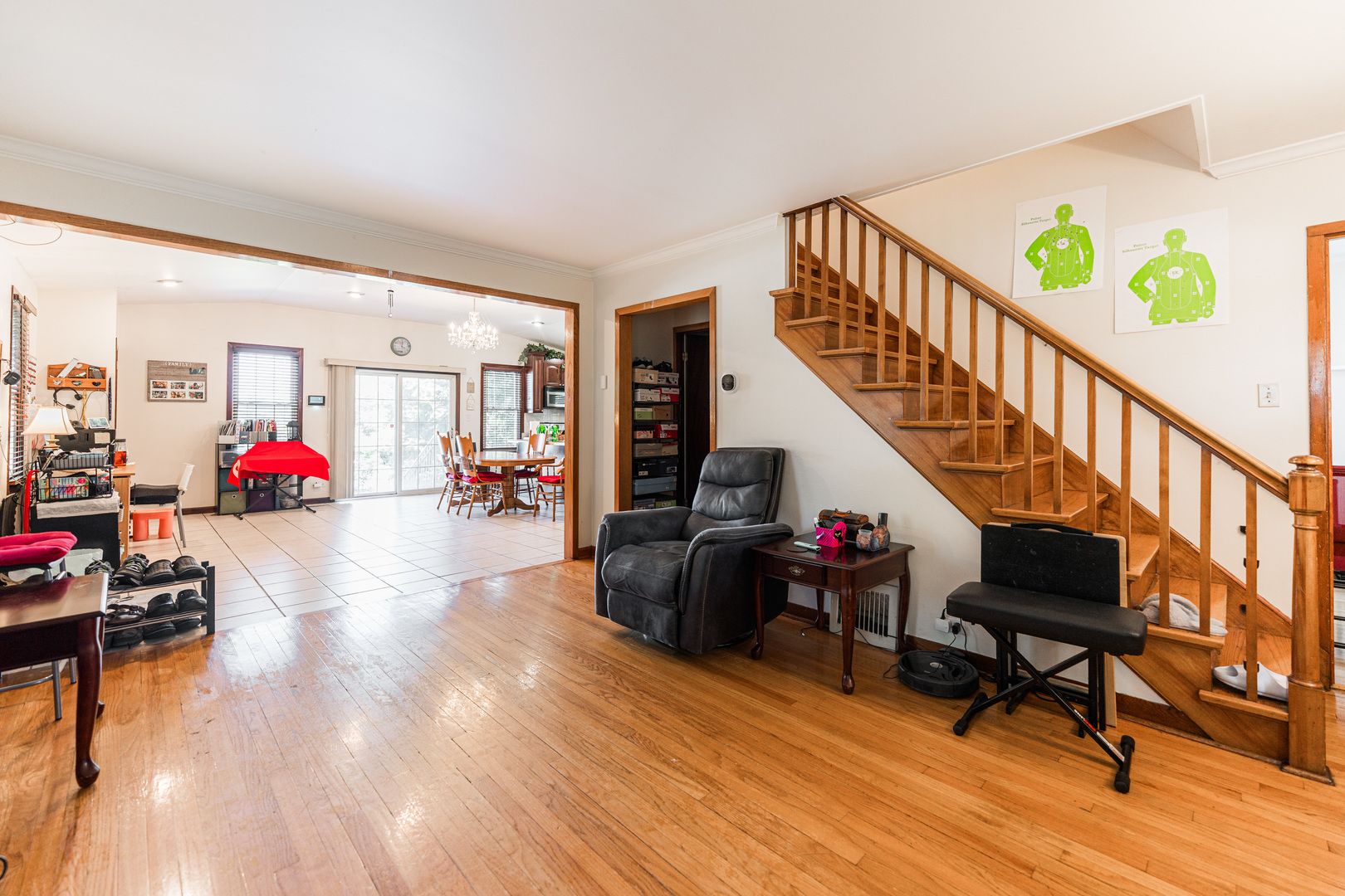 29 Oak Ridge Avenue Hillside, IL 60162 - Photo 7 of 30 Gallery Image 7