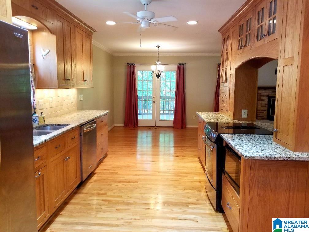 112 Forest Ridge Road Alabaster, AL 35114 - Photo 4 of 28