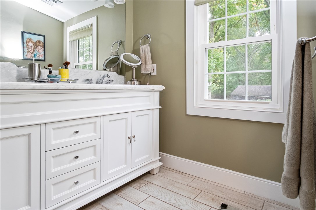 283 Middle Road East Greenwich, RI 02818 - Photo 24 of 40 Gallery Image 24