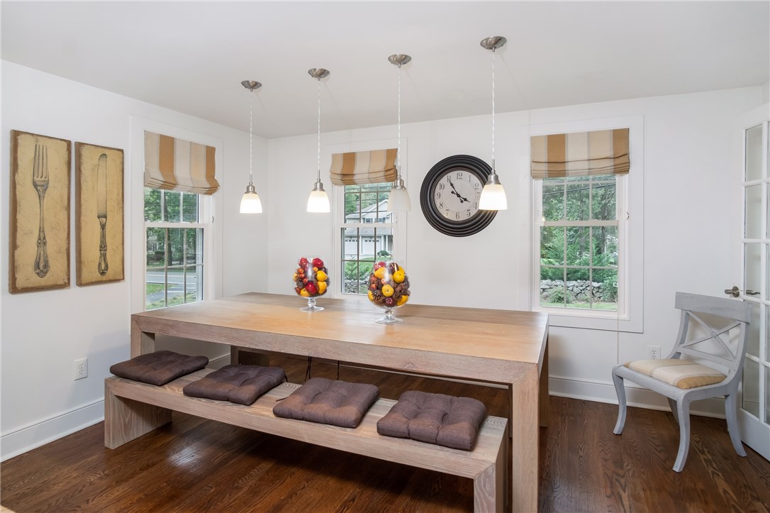 283 Middle Road East Greenwich, RI 02818 - Photo 8 of 40 Gallery Image 8