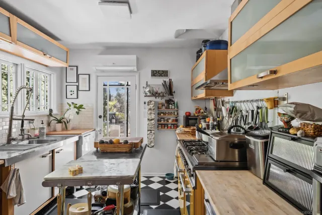 $2,195,000 | 4109-4111 Ibis Street, San Diego, CA 92103