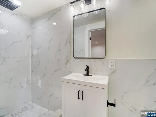 $499,000 | 50 Hillyer Street, Orange, NJ 07050